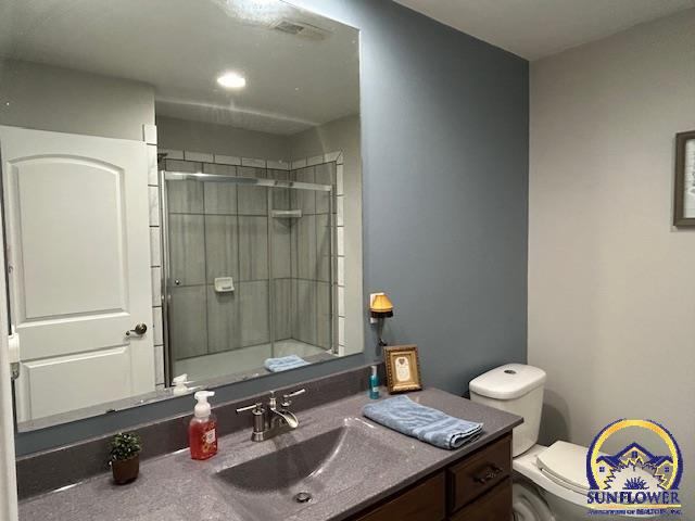 8922 K-4 Hwy, Meriden, KS 66512