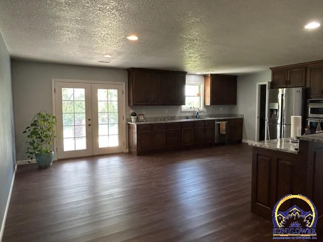 8922 K-4 Hwy, Meriden, KS 66512