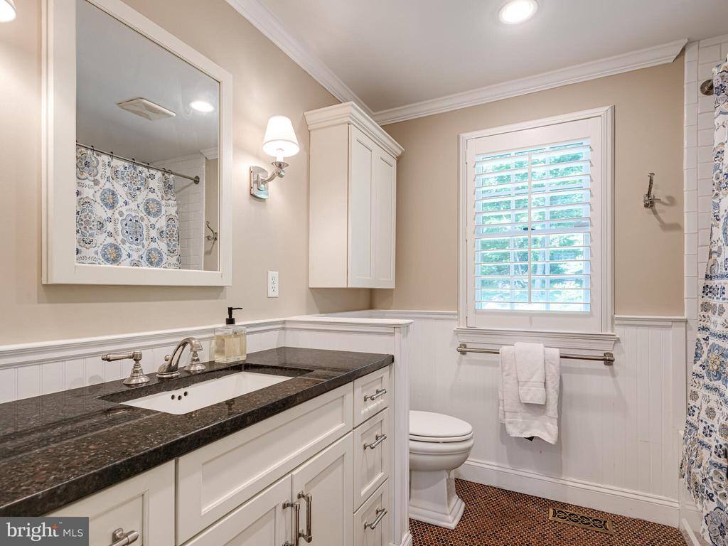 1064 Beaumont Road, Berwyn, PA 19312