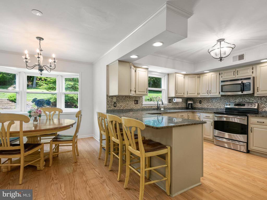 1064 Beaumont Road, Berwyn, PA 19312