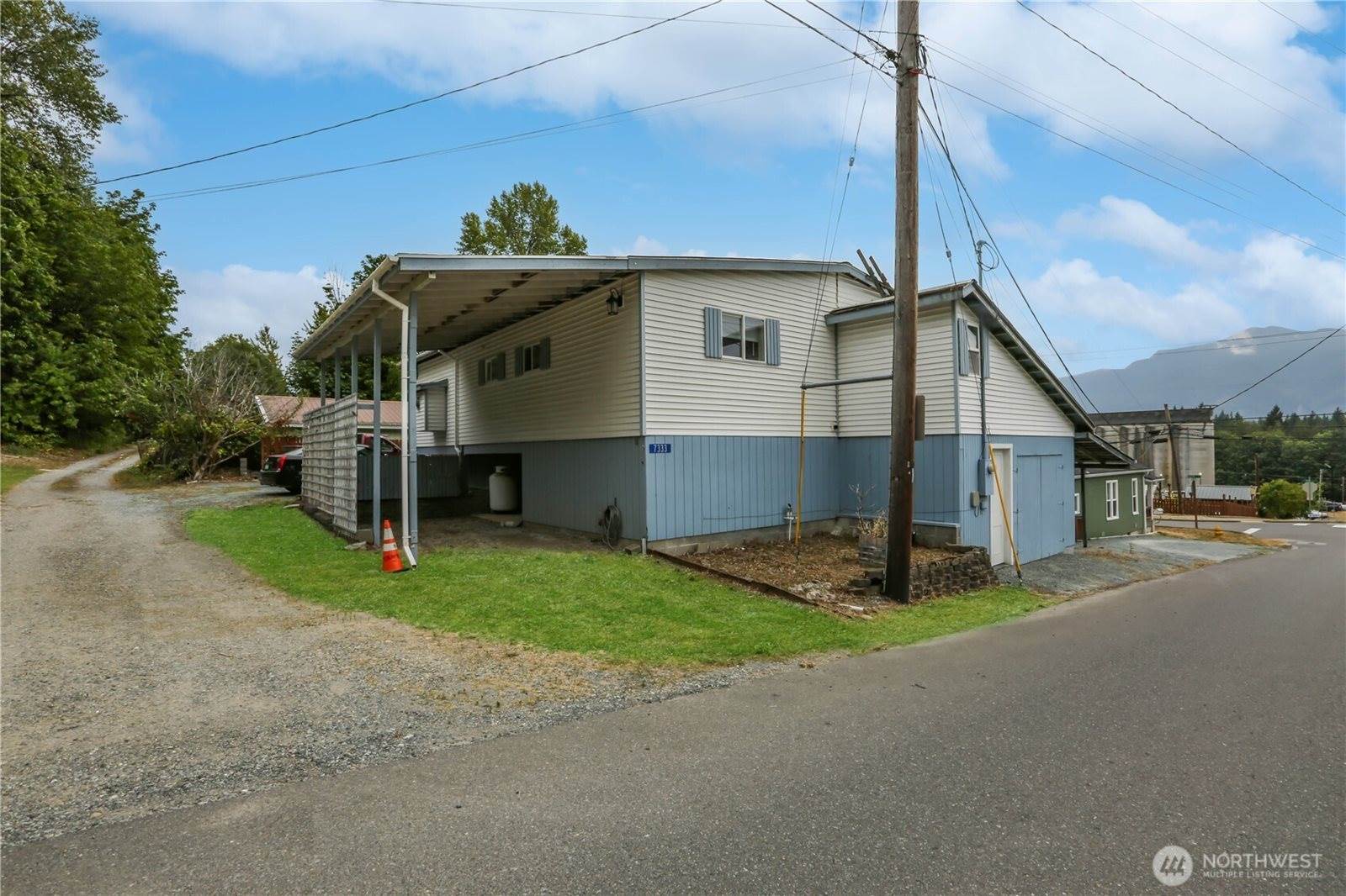 45337 Main Street, Concrete, WA 98237