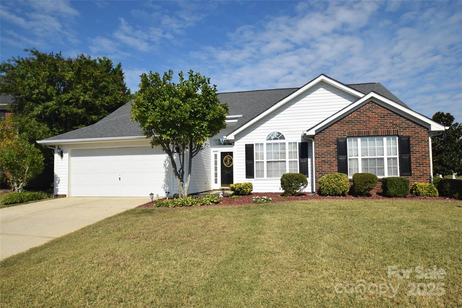 2709 Hampton View Court, Charlotte, NC 28213