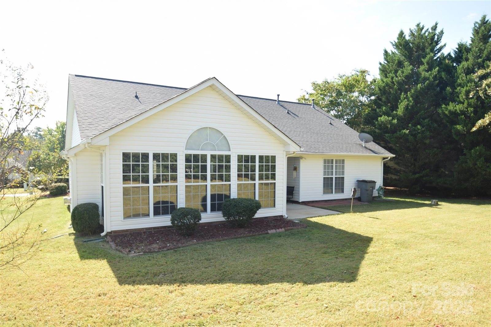 2709 Hampton View Court, Charlotte, NC 28213