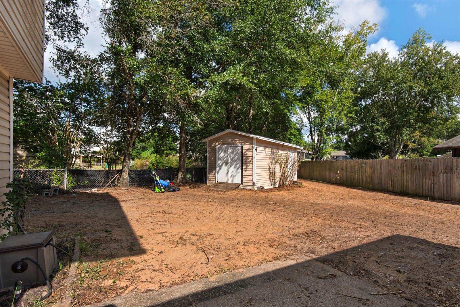 714 Clark Drive, Fort Walton Beach, FL 32547