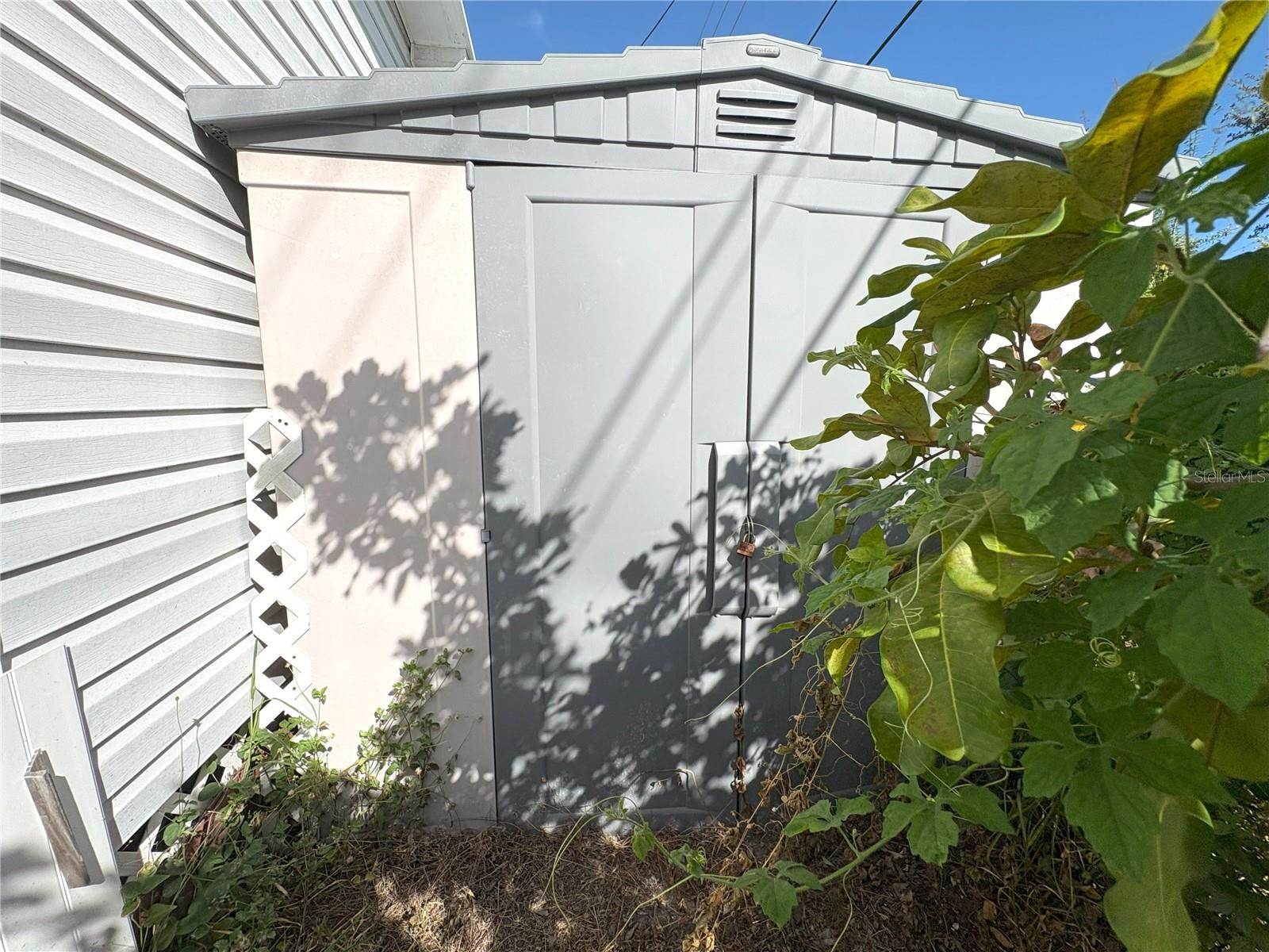 916 51st Avenue Plaza West, Bradenton, FL 34207