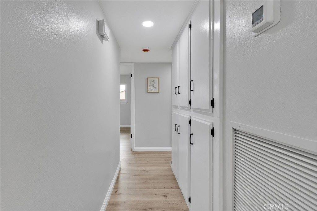 13901 Iroquois Road, Apple Valley, CA 92307