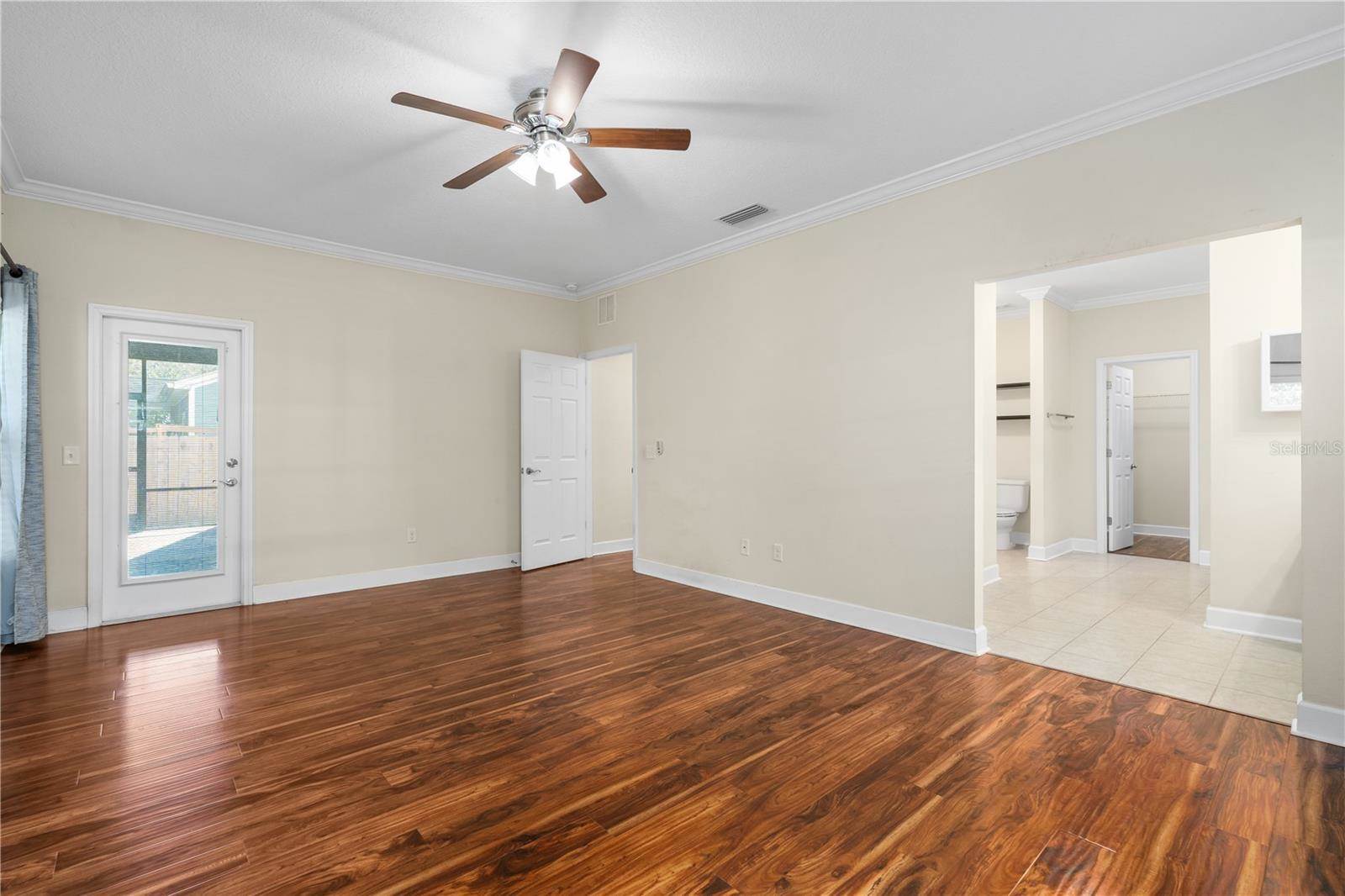 7661 NW 20TH Drive, Gainesville, FL 32609