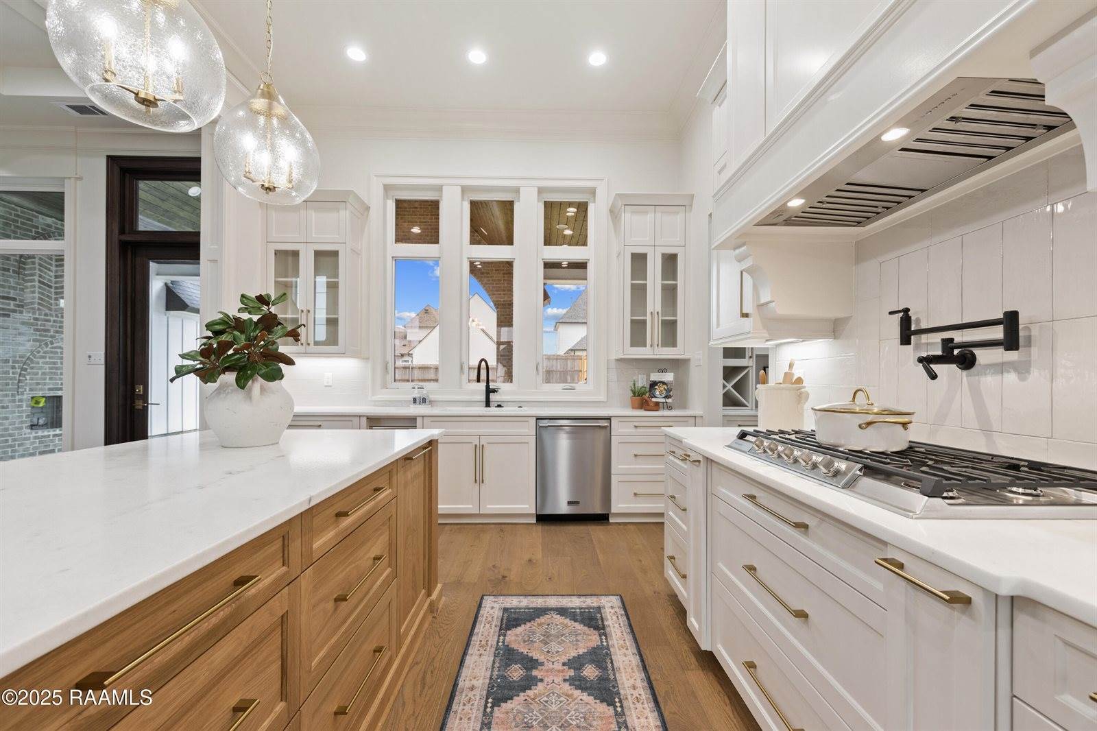 305 Sunset Palm Court, Youngsville, LA 70592