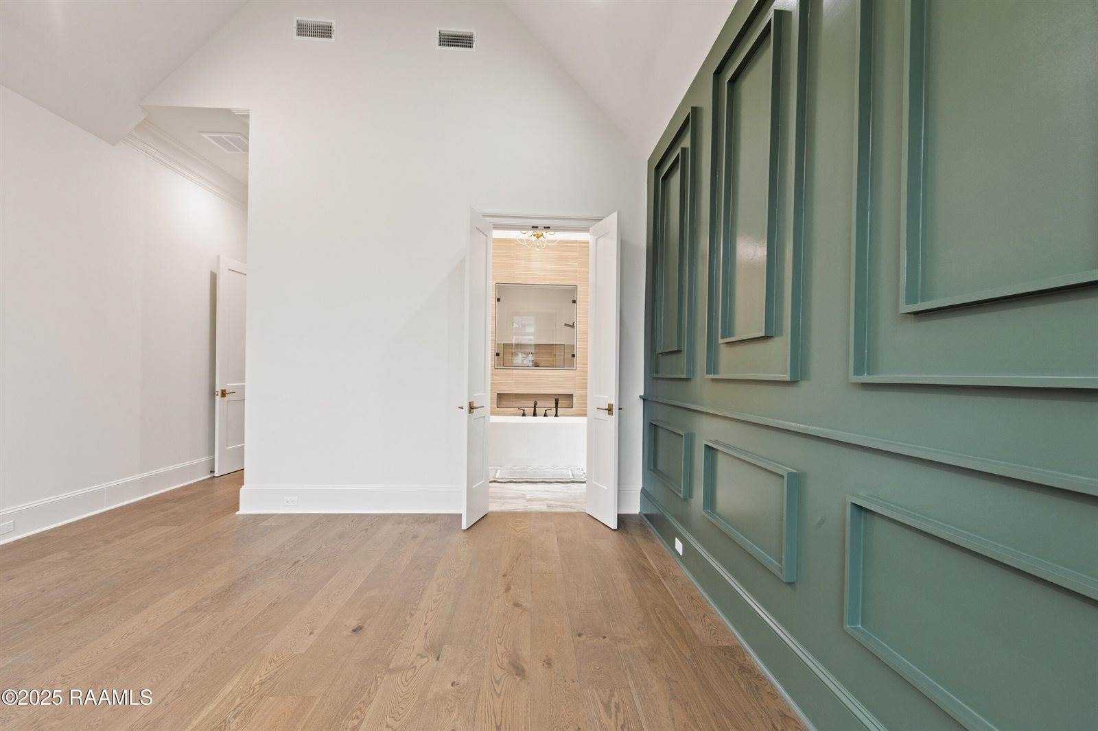 305 Sunset Palm Court, Youngsville, LA 70592