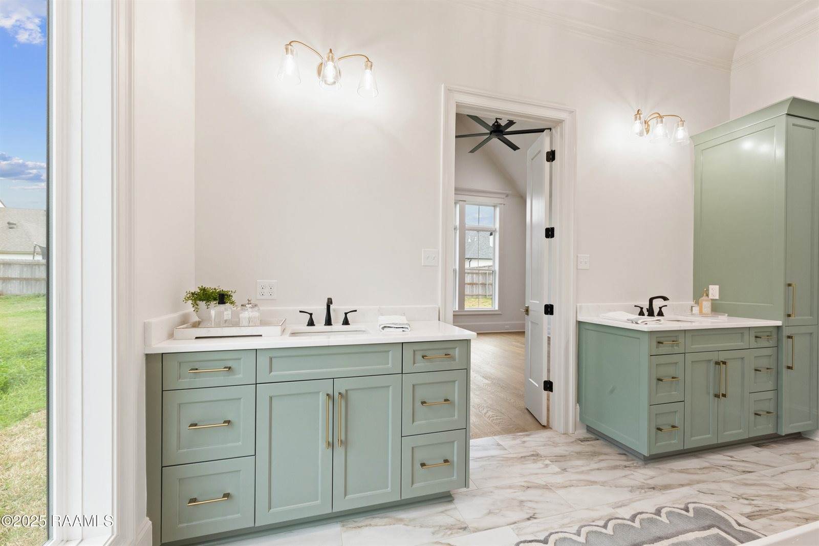 305 Sunset Palm Court, Youngsville, LA 70592