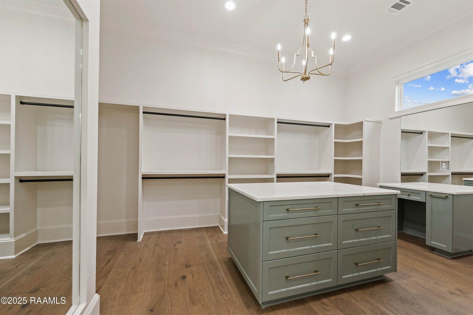 305 Sunset Palm Court, Youngsville, LA 70592