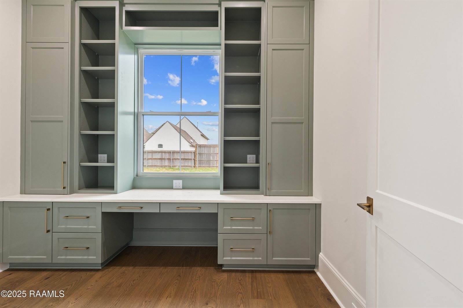 305 Sunset Palm Court, Youngsville, LA 70592