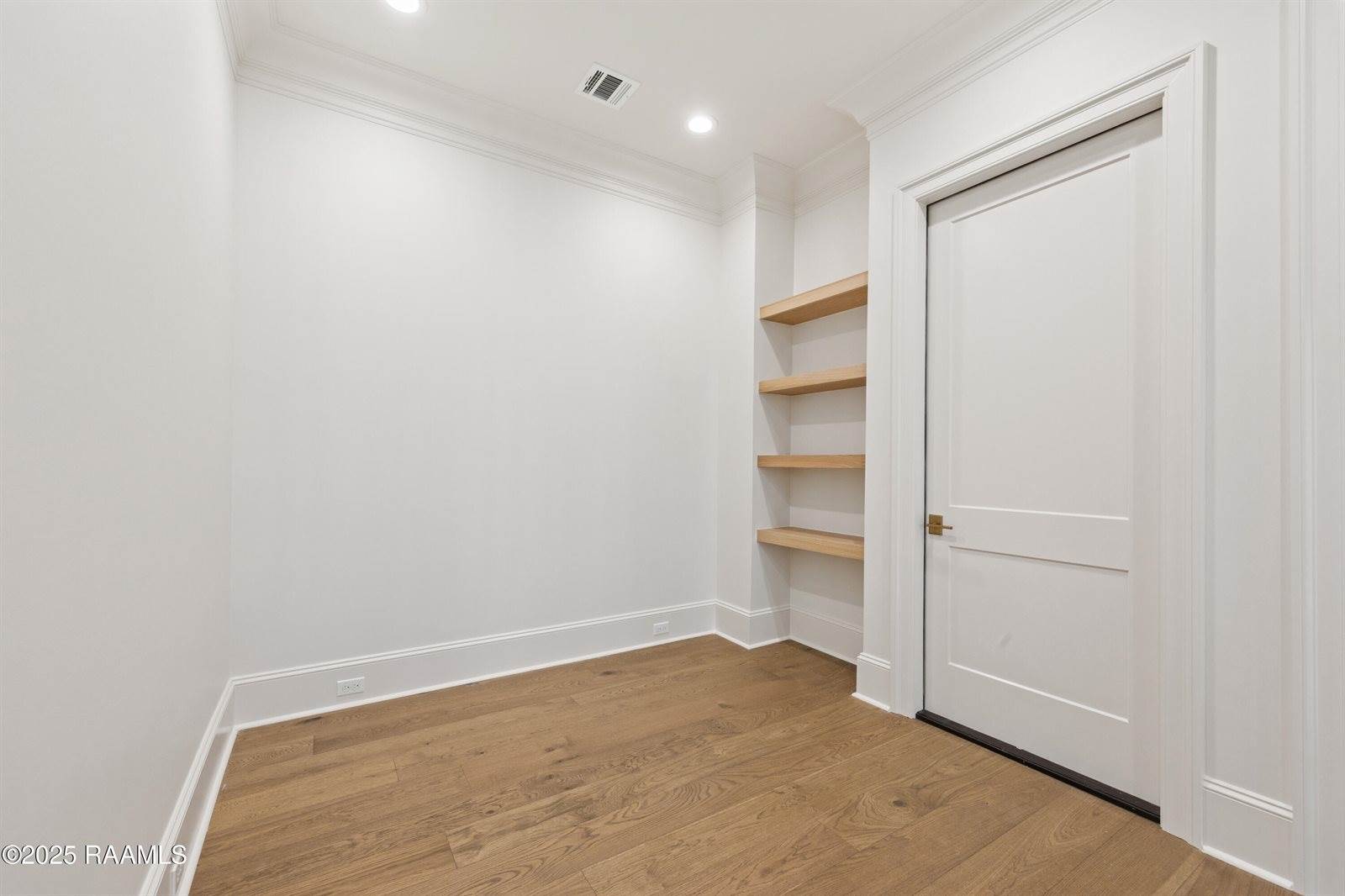 305 Sunset Palm Court, Youngsville, LA 70592