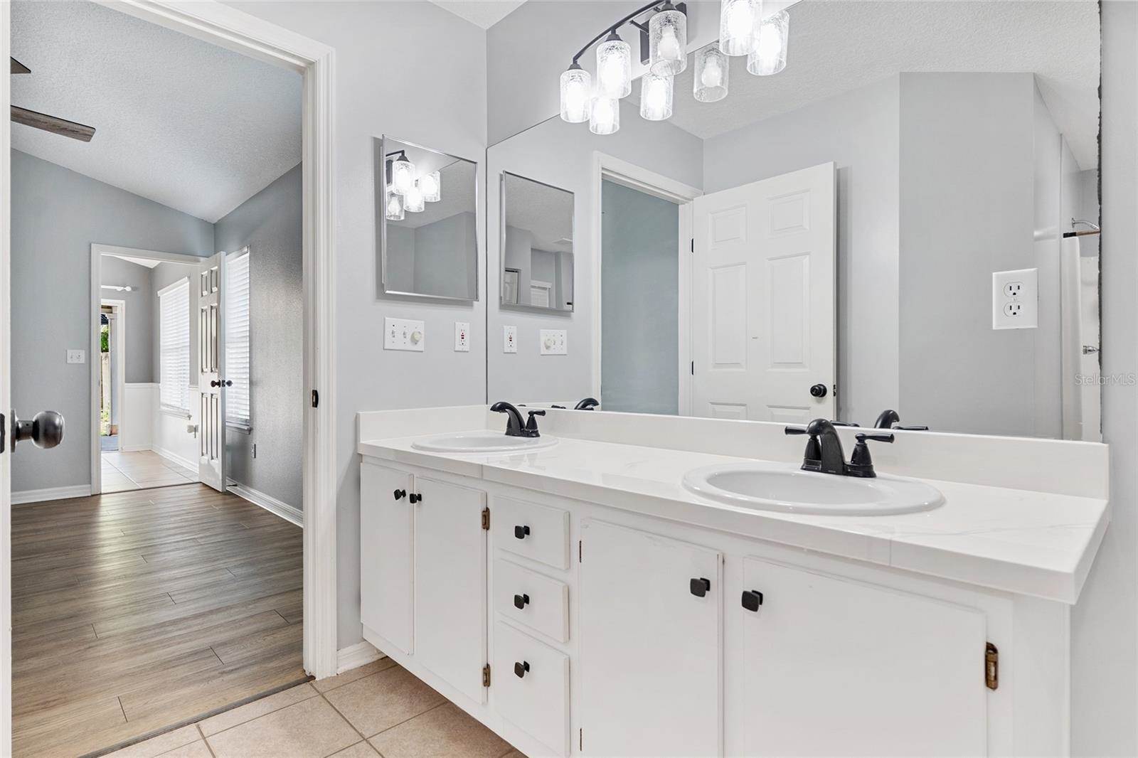 6621 SW 81ST Street, Gainesville, FL 32608