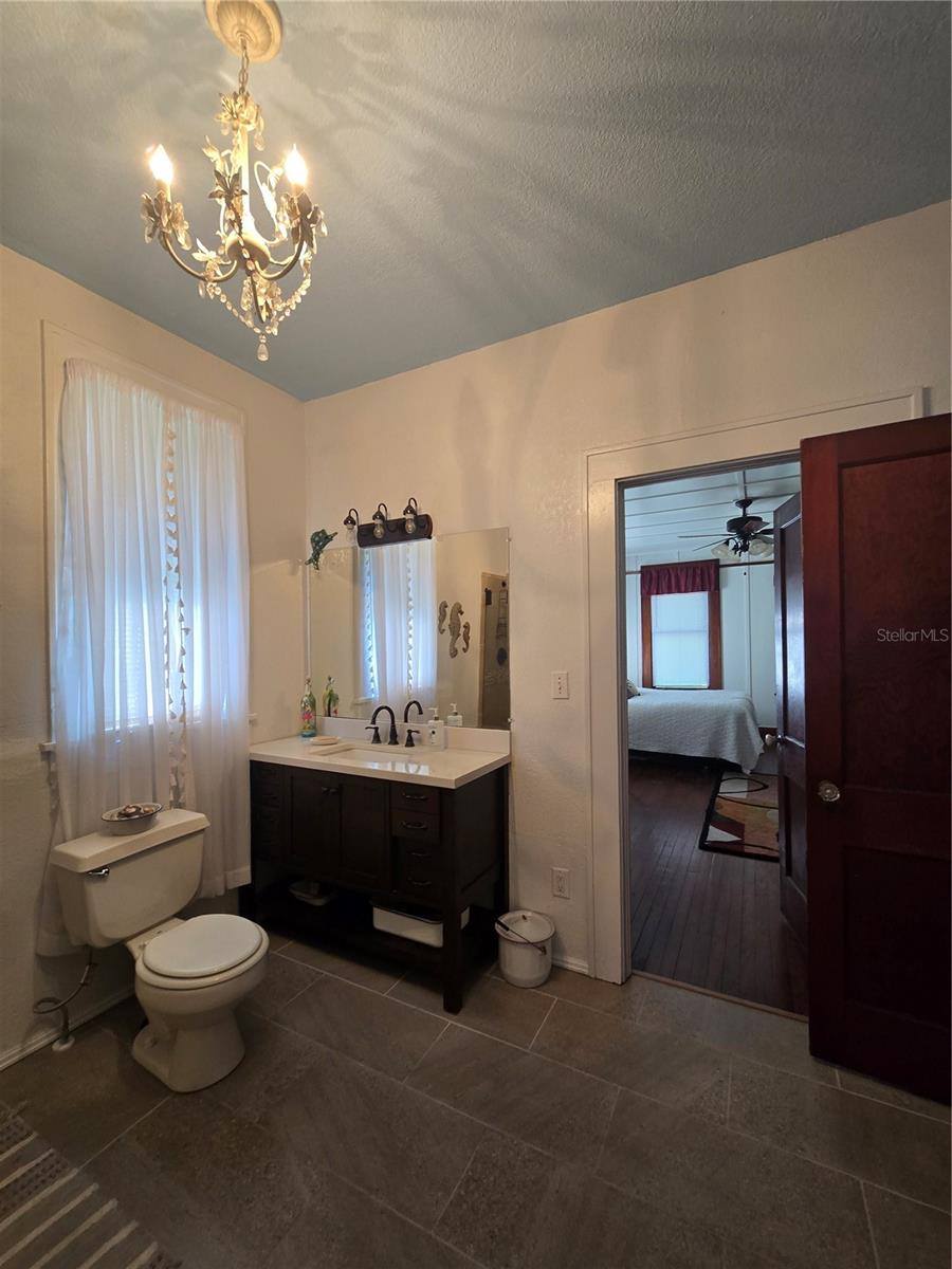 1633 Pioneer Drive, Lakeland, FL 33809