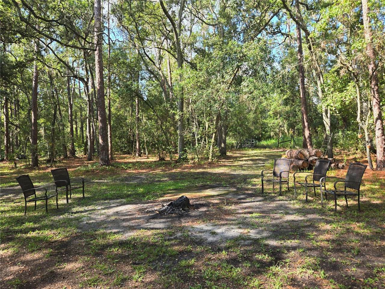 1633 Pioneer Drive, Lakeland, FL 33809