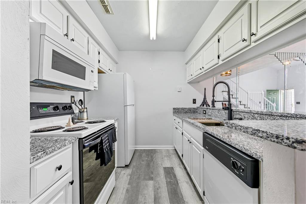 1918 Willow Point Arch, Chesapeake, VA 23320