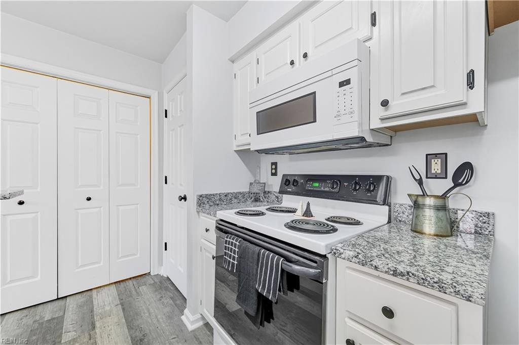 1918 Willow Point Arch, Chesapeake, VA 23320