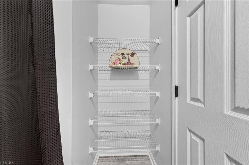 1918 Willow Point Arch, Chesapeake, VA 23320