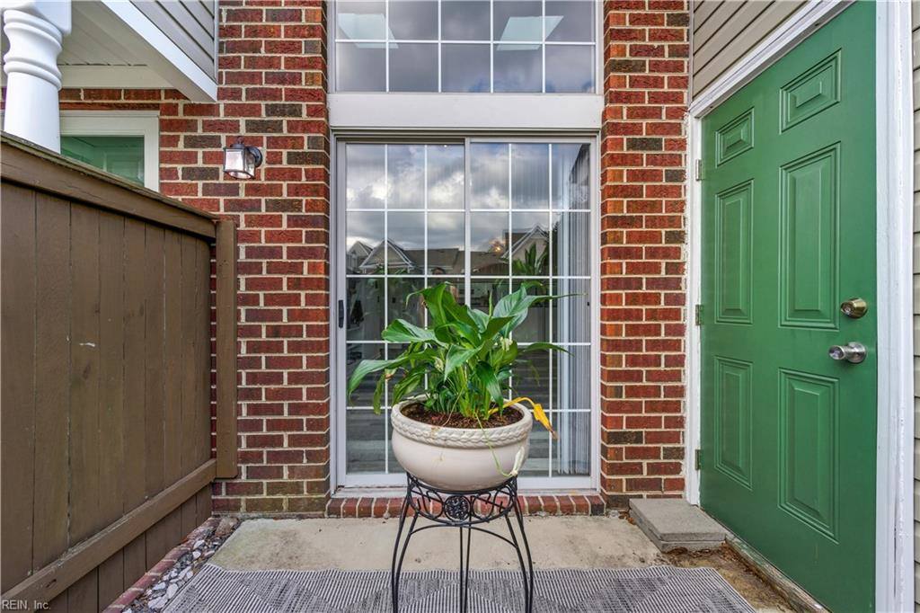 1918 Willow Point Arch, Chesapeake, VA 23320