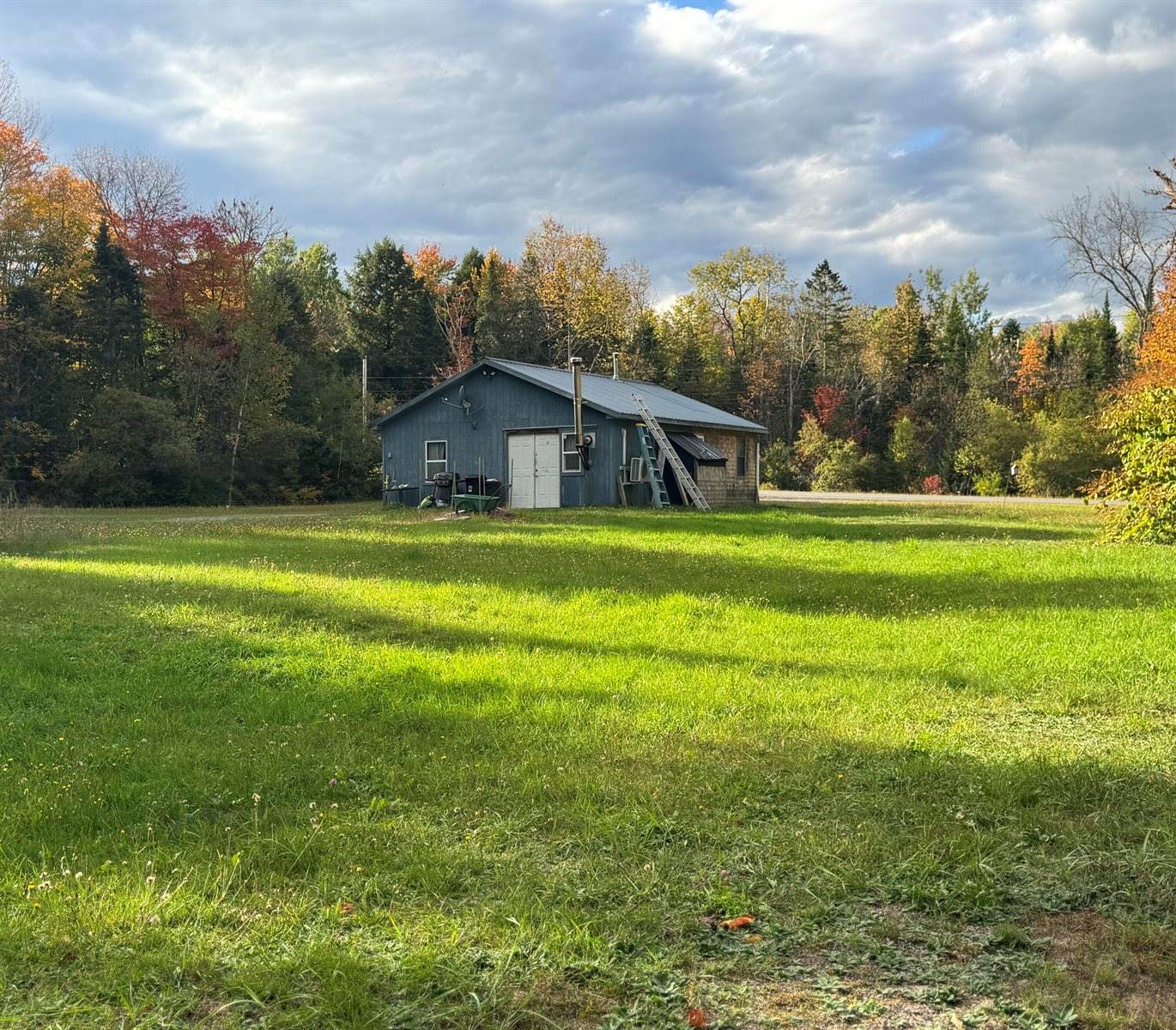 1147 Dexter Road, Garland, ME 04928