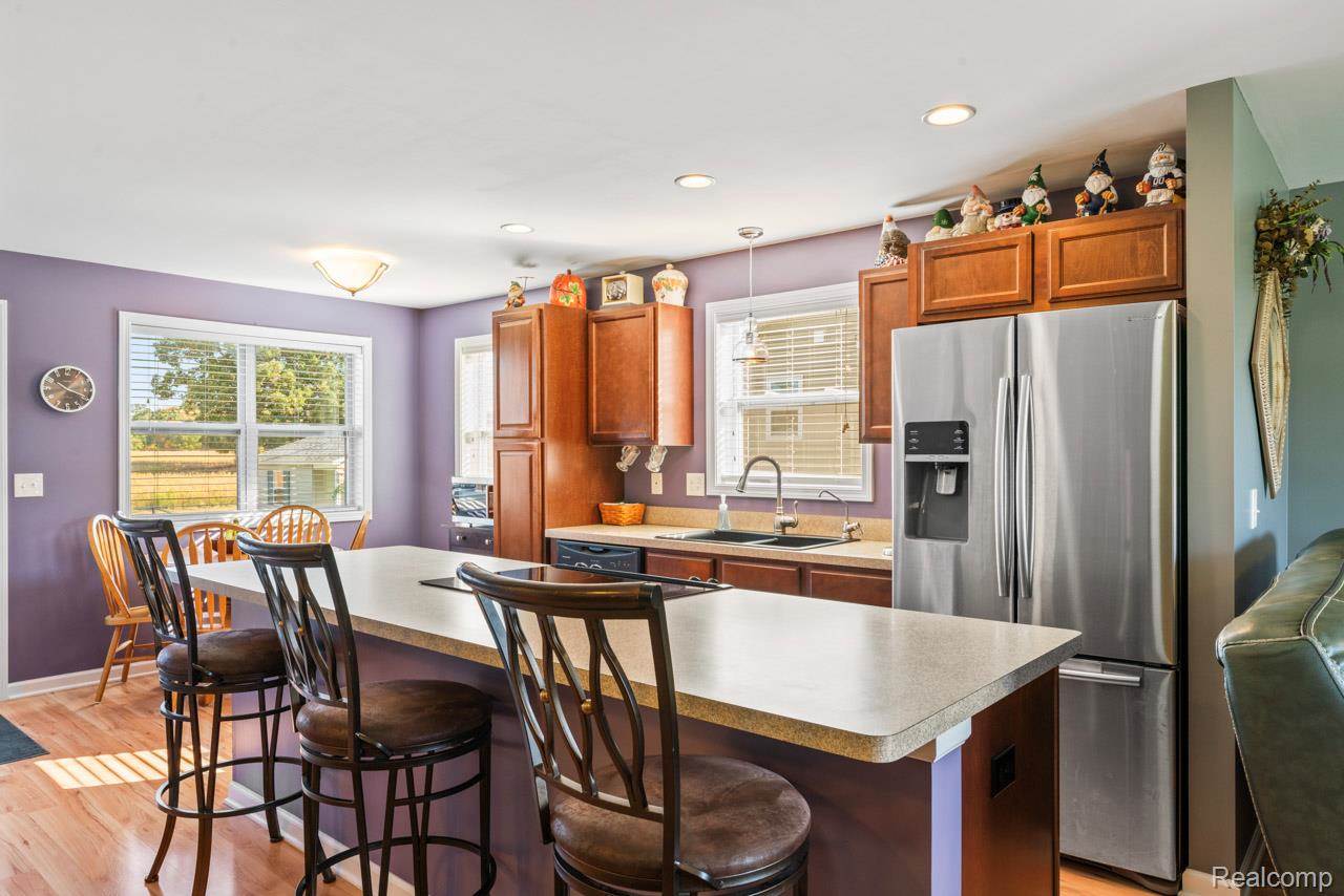 8166 Eagle Ridge Lane, HandyTownship_Livingston, MI 48836