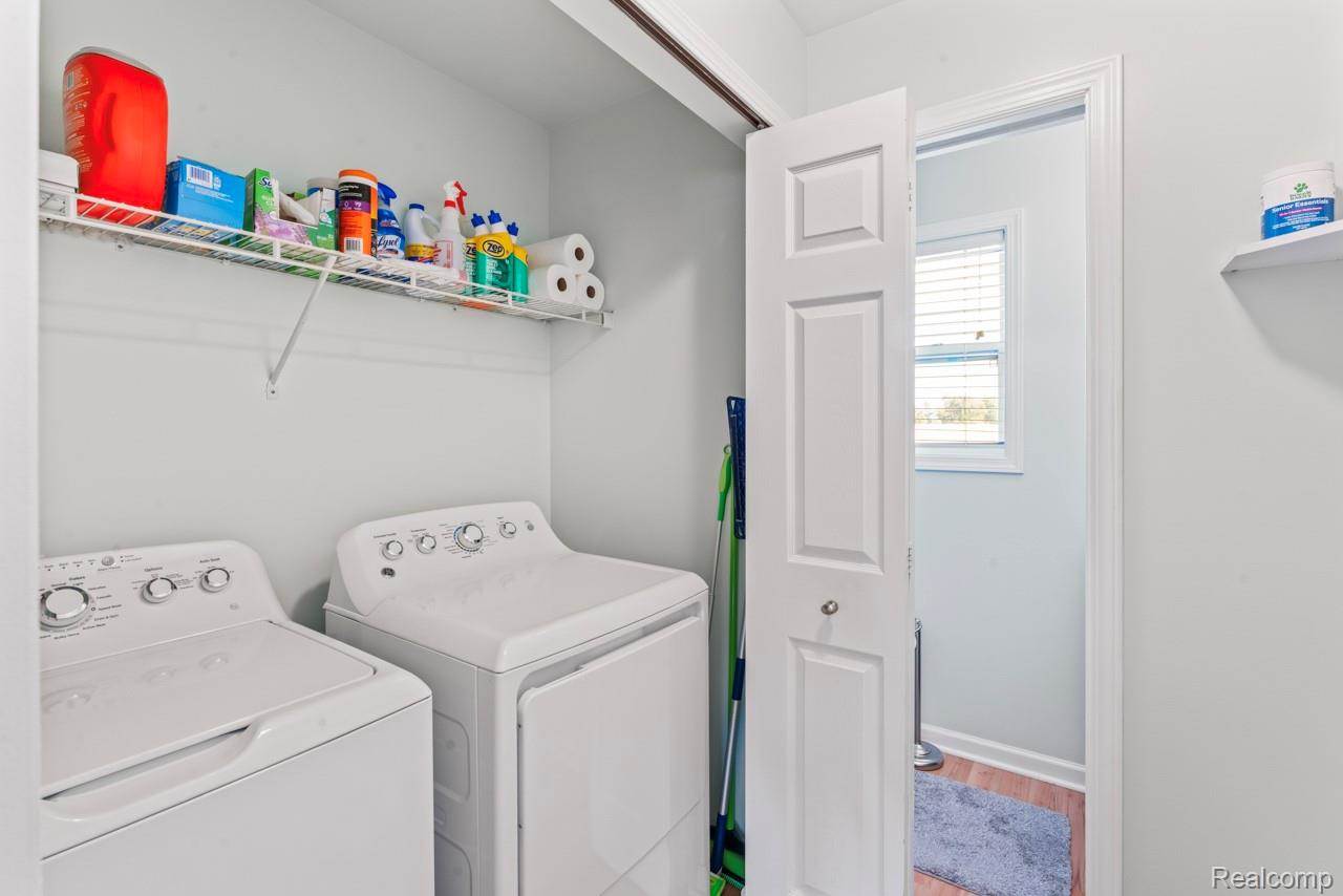 8166 Eagle Ridge Lane, HandyTownship_Livingston, MI 48836