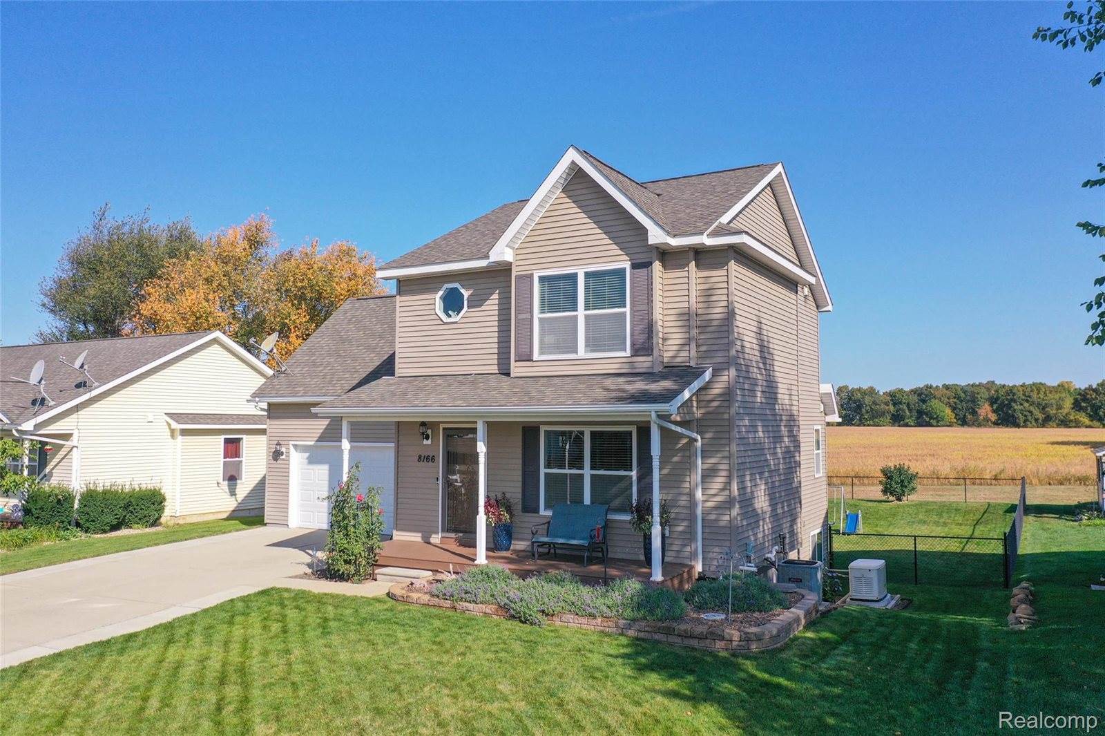 8166 Eagle Ridge Lane, HandyTownship_Livingston, MI 48836