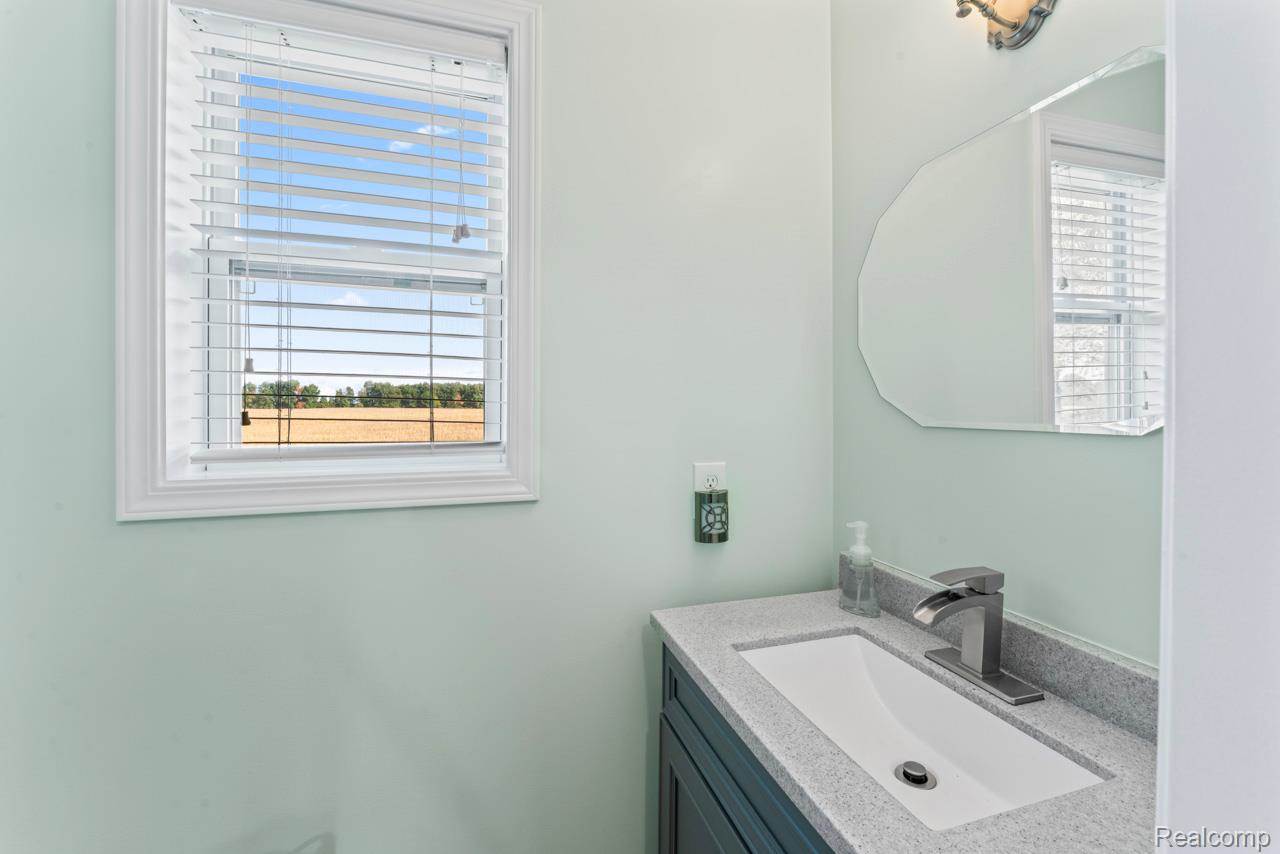 8166 Eagle Ridge Lane, HandyTownship_Livingston, MI 48836