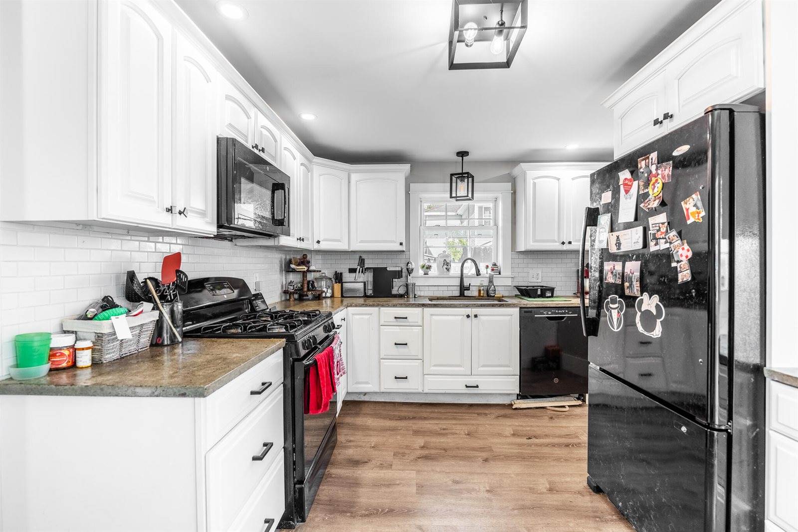 186 Warren Street, Bangor, ME 04401