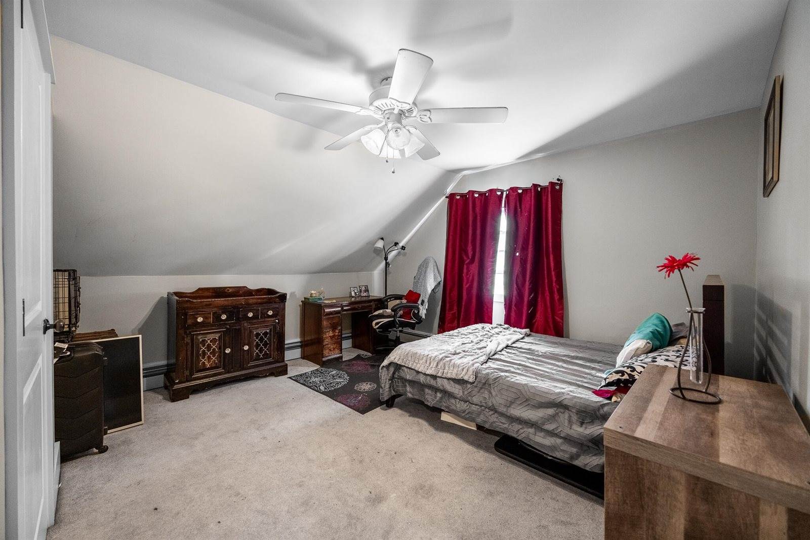 186 Warren Street, Bangor, ME 04401