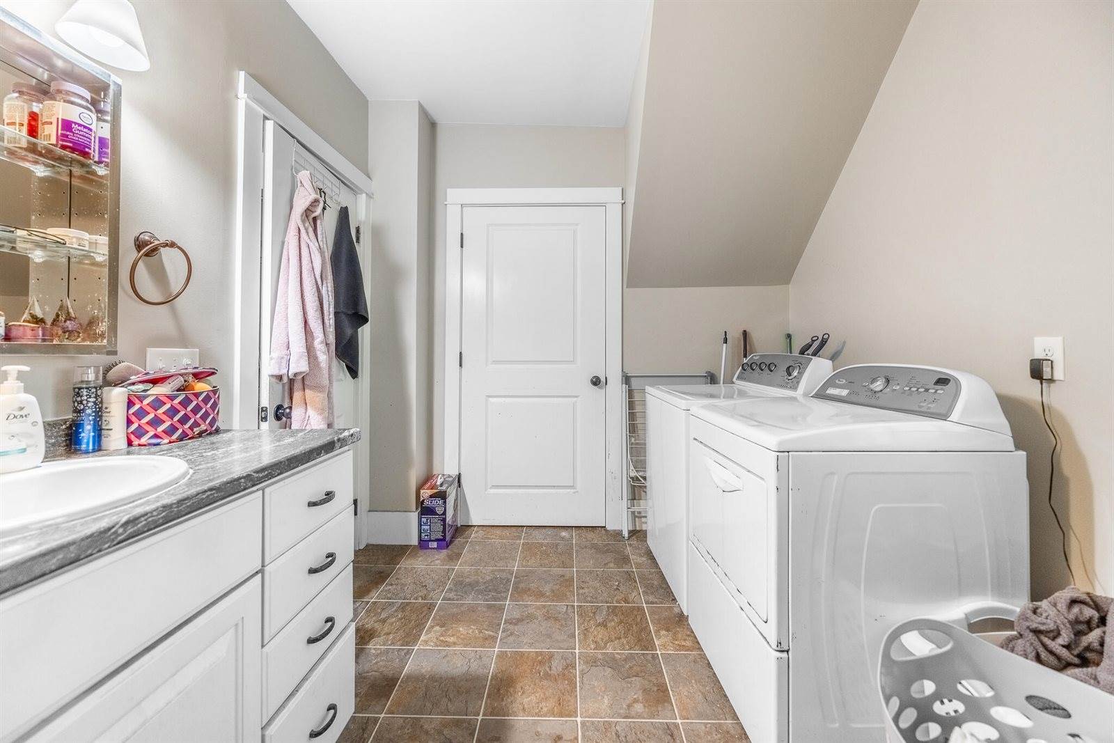 186 Warren Street, Bangor, ME 04401