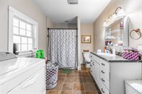 186 Warren Street, Bangor, ME 04401