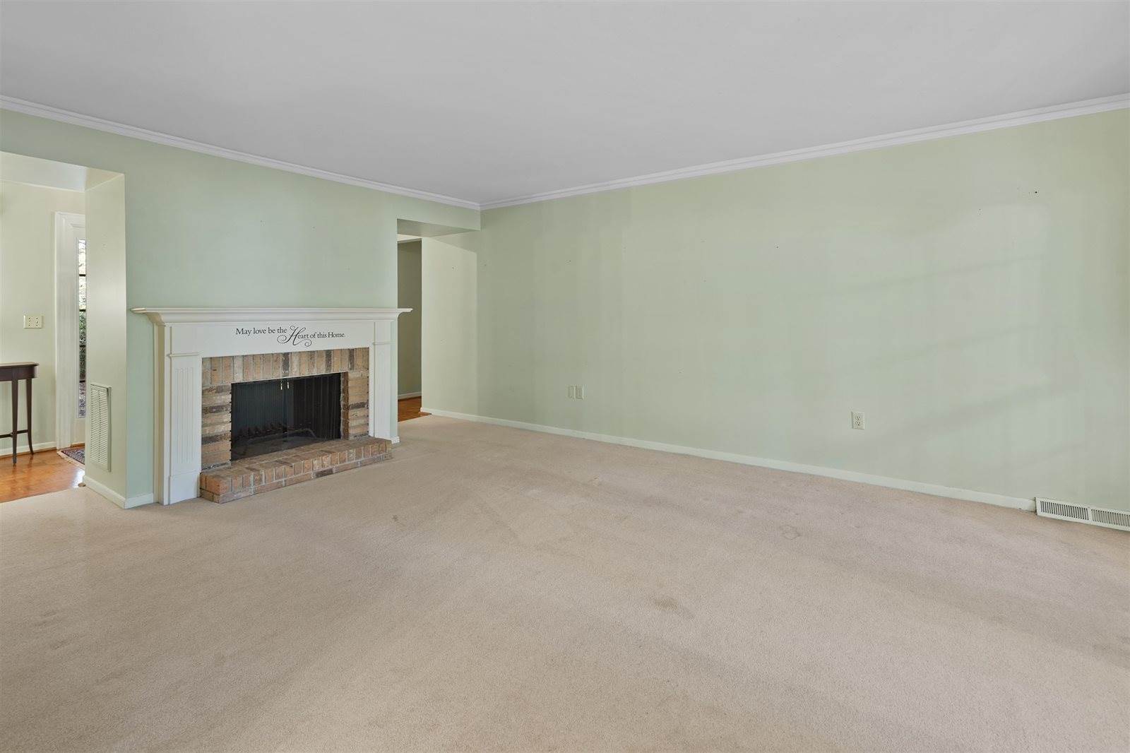 21 Forest Oaks Way, Spartanburg, SC 29307