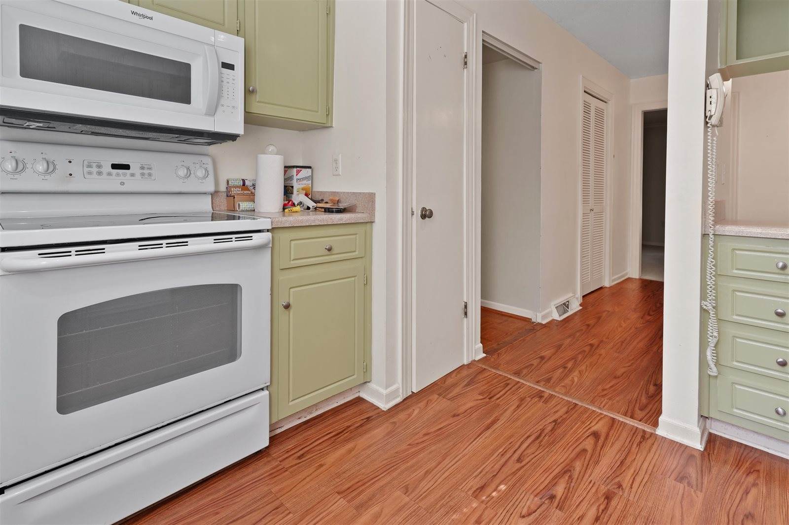 21 Forest Oaks Way, Spartanburg, SC 29307