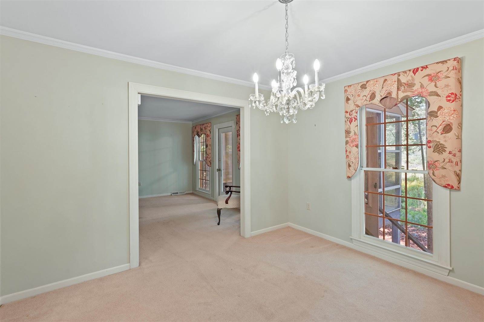 21 Forest Oaks Way, Spartanburg, SC 29307