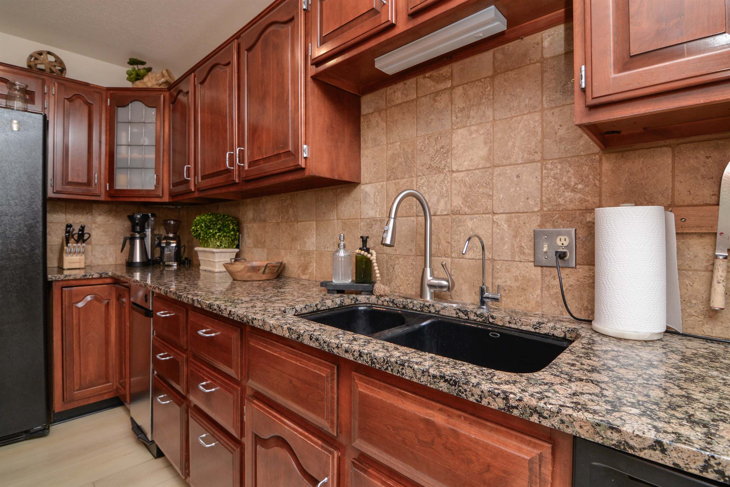 69 Lakeshore Drive, Ransom Canyon, TX 79366