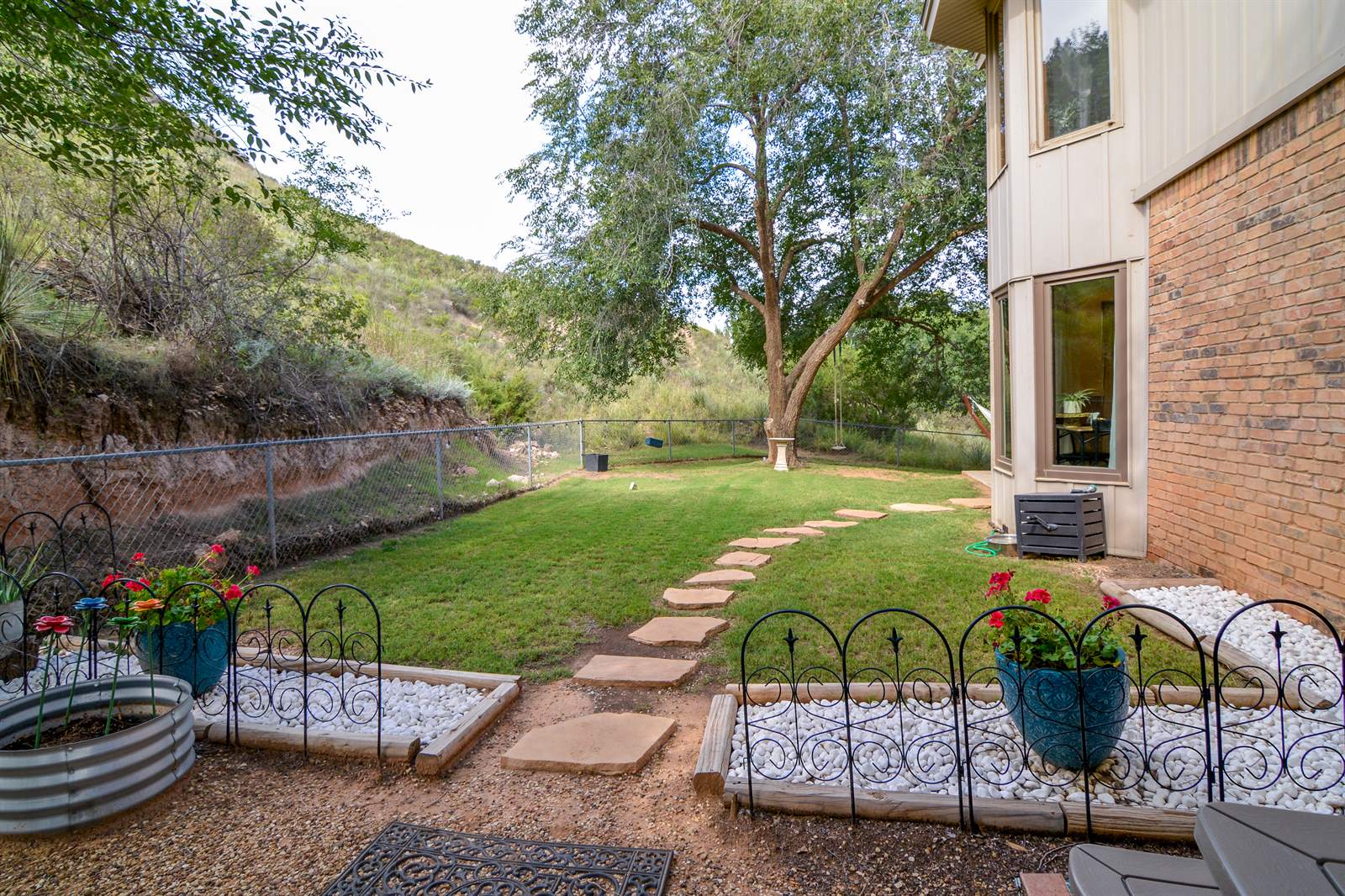 69 Lakeshore Drive, Ransom Canyon, TX 79366
