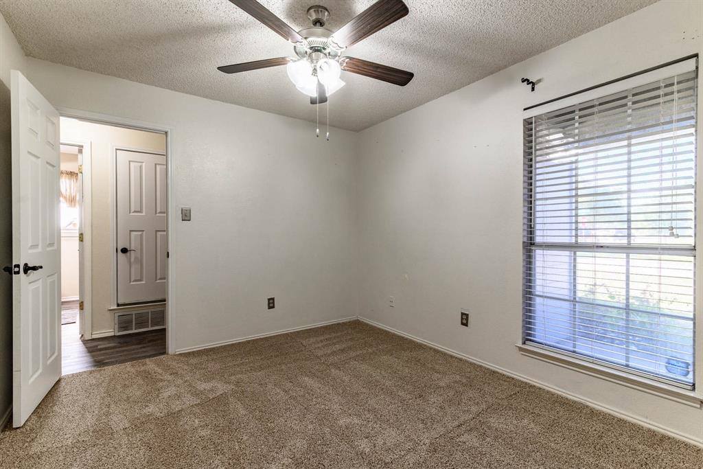 1600 Hastings Drive, Mansfield, TX 76063