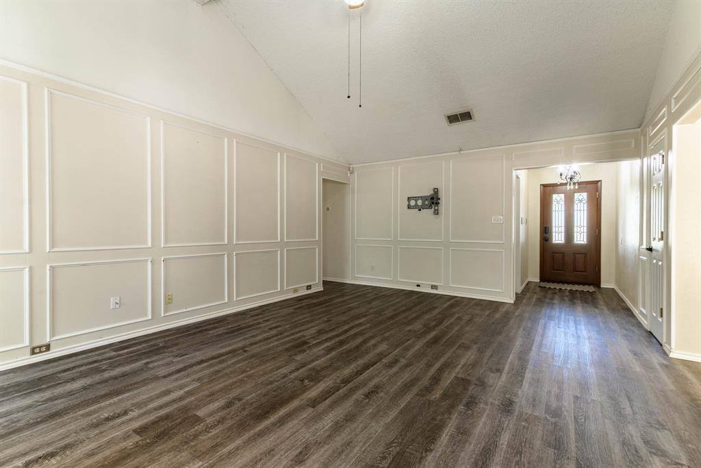 1600 Hastings Drive, Mansfield, TX 76063