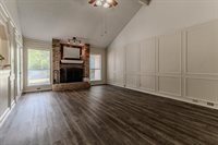 1600 Hastings Drive, Mansfield, TX 76063