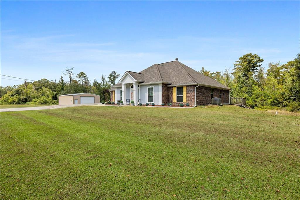 24843 Hwy 22, Maurepas, LA 70449