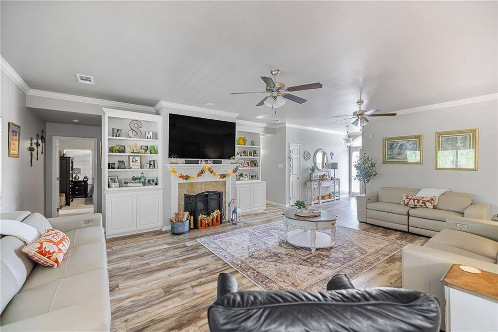 24843 Hwy 22, Maurepas, LA 70449