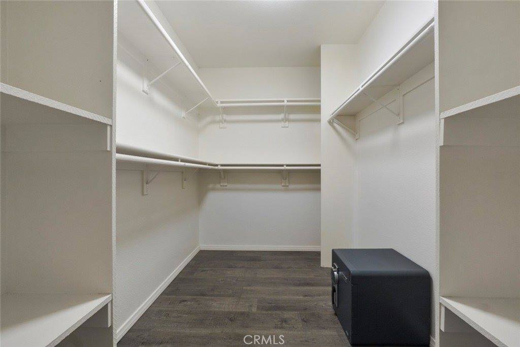 3381 Oakmont View, Glendale, CA 91208