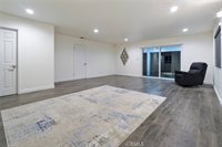 3381 Oakmont View, Glendale, CA 91208