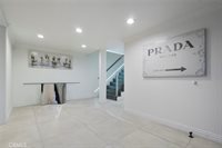 3381 Oakmont View, Glendale, CA 91208