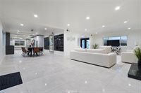 3381 Oakmont View, Glendale, CA 91208