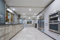 3381 Oakmont View, Glendale, CA 91208