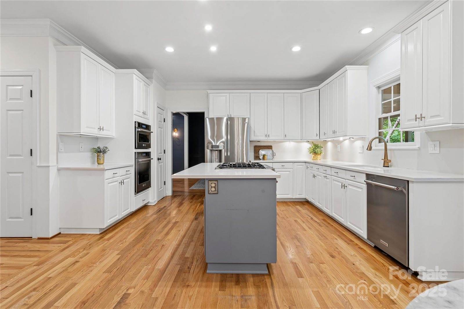 12324 Willingdon Road, Huntersville, NC 28078