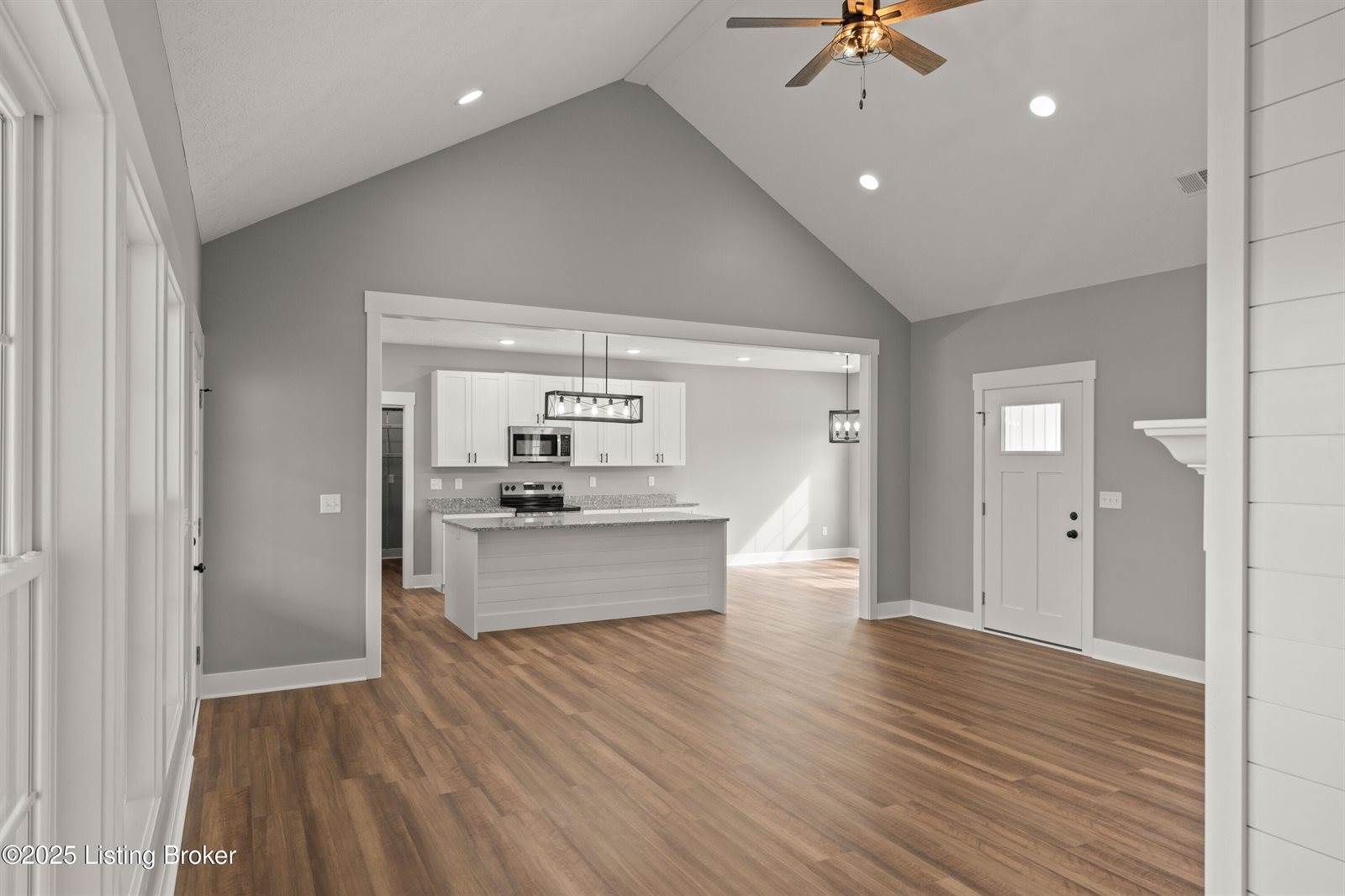 88 Betty Boyd Ln, Brandenburg, KY 40108